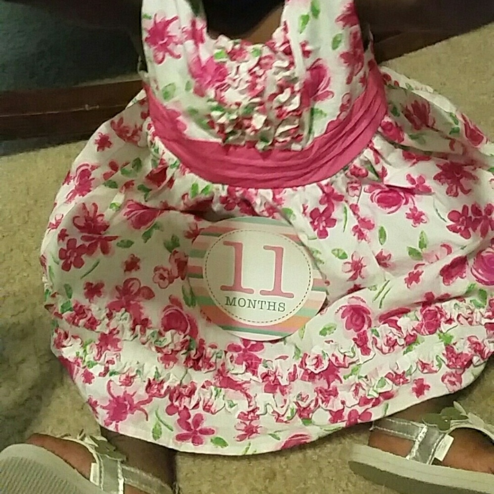 Floral pink and white spring dress